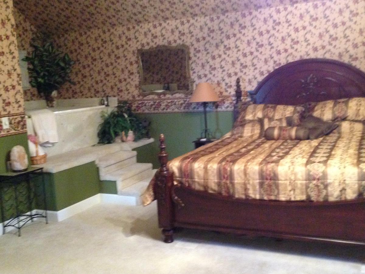 Marshfield Swan Song Inn المظهر الخارجي الصورة